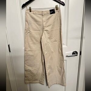 Express women’s Khaki Chinos